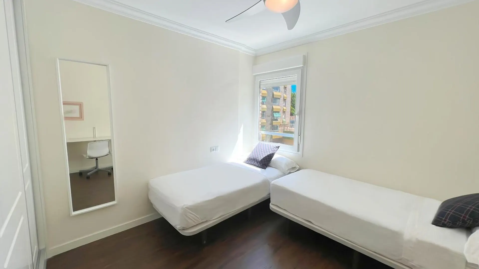 Apartment 150 M From El Palo Beach, Malaga