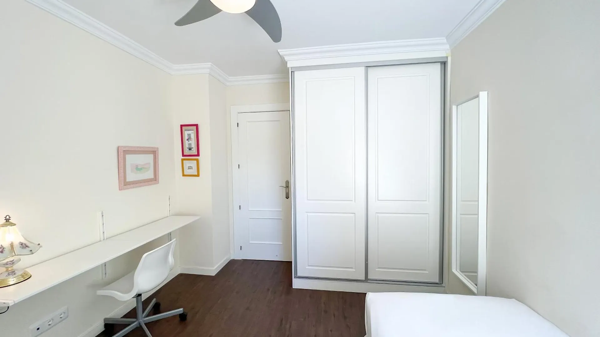Apartment 150 M From El Palo Beach, Malaga