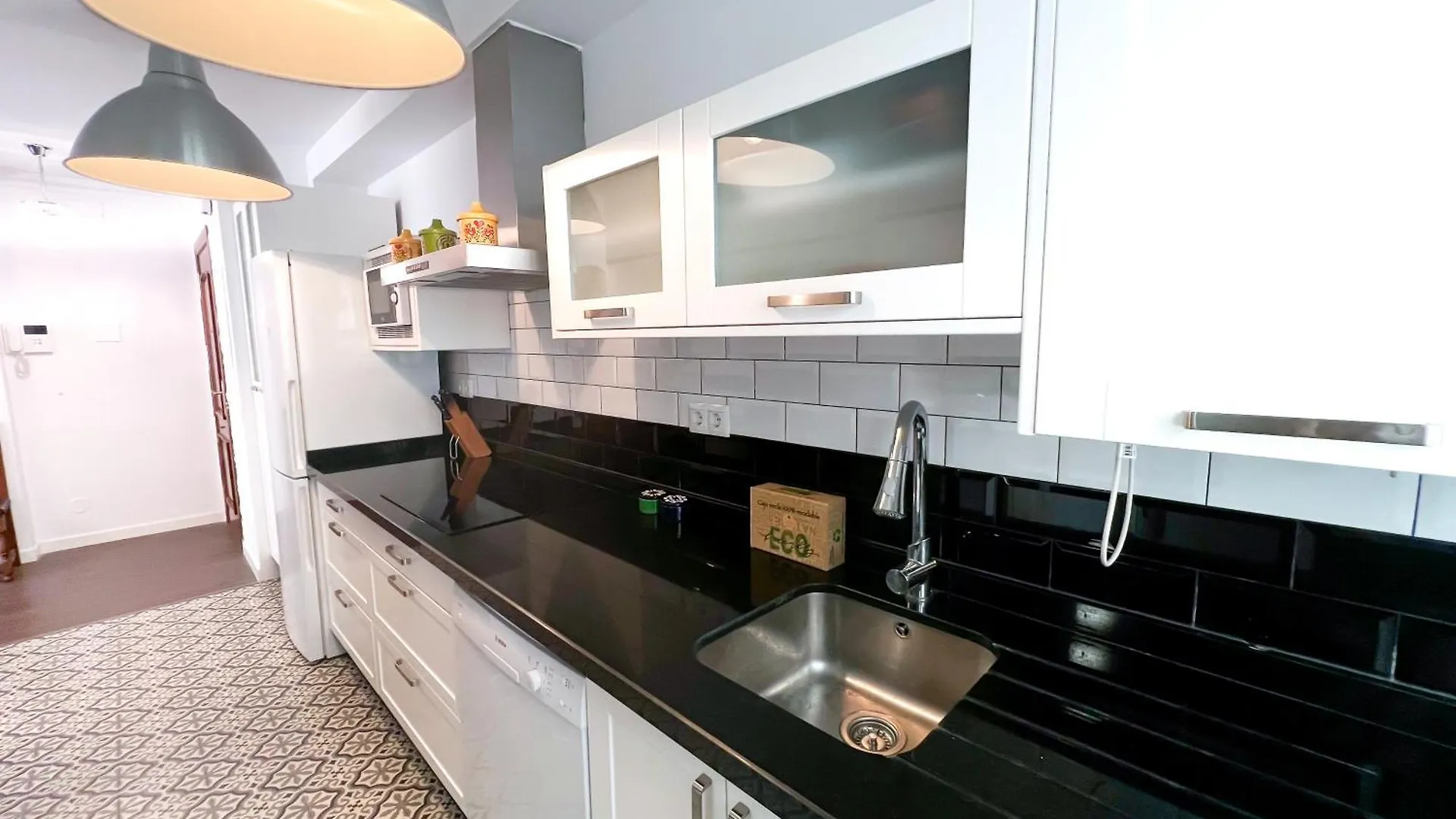 Apartment 150 M From El Palo Beach, Malaga